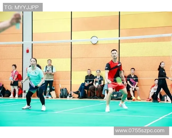 羽毛球的魅力：深入了解成都羽毛球队的团结与协作精神