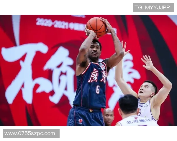 杭州足球队以52分领跑大师赛积分榜展现强劲实力